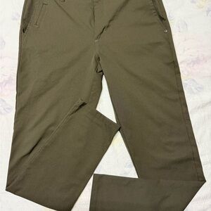 Vuori Olive Green Chino Pants size 30